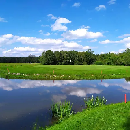 شقة Mit Terrasse In Der Naehe Vom Golfplatz *