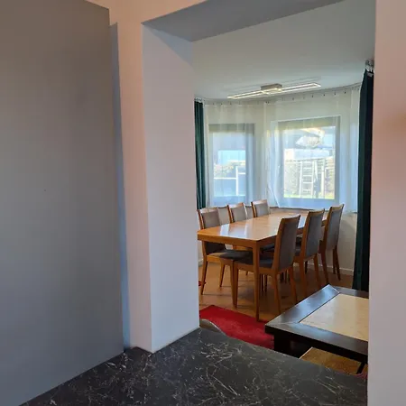 Apartmán Mit Terrasse In Der Naehe Vom Golfplatz Egmating